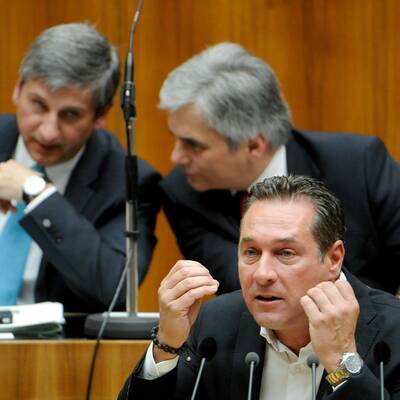 Scharfe Kritik seitens der Opposition bei der Hypo-Sondersitzung