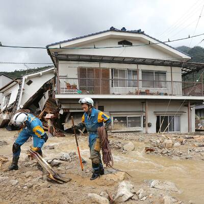 Gewaltiger Erdrutsch in Japan
