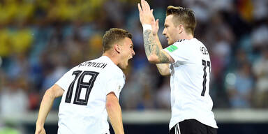 2:1 - Deutsche jubeln in letzter Sekunde