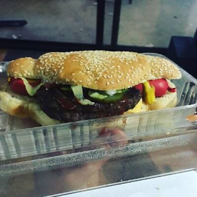 Farbenfrohe Kunstwerke