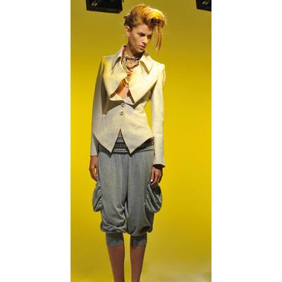 LAMB by Gwen Stefani mit Gwen Stefani