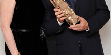 Laetitia Casta mit offenherzigem Outfit