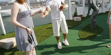 Stoffe aus NÖ auf größtem Liner der Welt