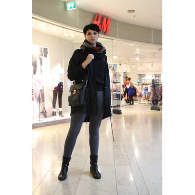 Street-Style Riverside