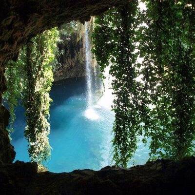Höhle im Khao-Yai Nationalpark / Thailand