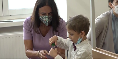 Zahl positiver PCR-Tests an Schulen sinkt weiter