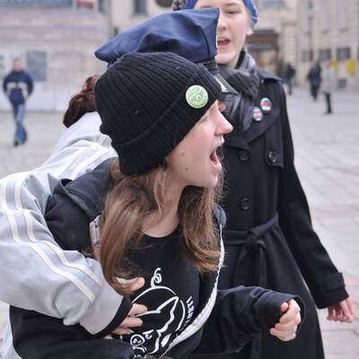 Pelzgegner demonstrieren am Stephansplatz