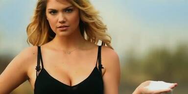 Versexte Award-Show: Lopez & Upton als Sexbomben