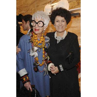 Modeikone Iris Apfel mit Designer Alexander Wang