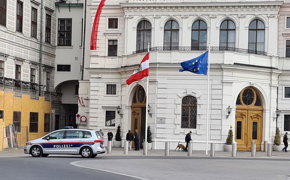 Bombendrohung gegen VdB-Büro: Täter forderte auch Geld