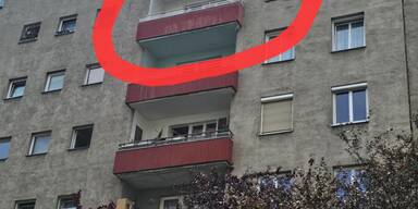 STurz von Balkon Frau Penzing