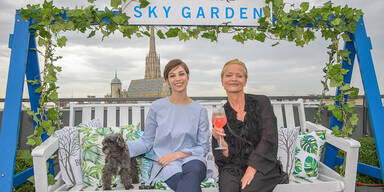 Maria Yakovleva und Michou Friesz