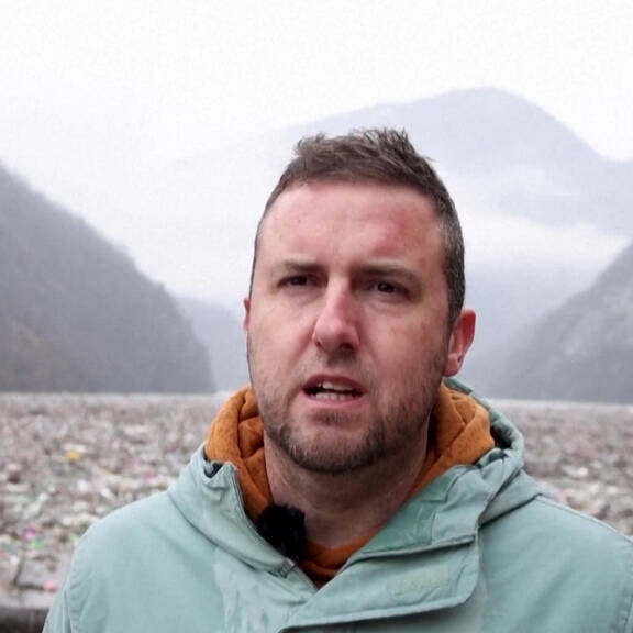 Kampf gegen die Plastikflut auf der Drina