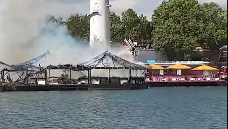 Inferno auf Donauinsel: ''Sansibar'' komplett abgebrannt