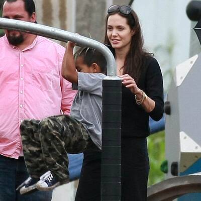 Mutterglück: Angelina Jolie am Spielplatz
