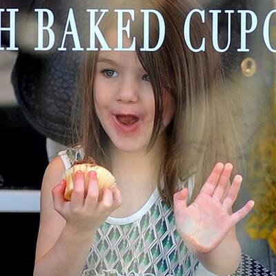 Idyllisch: Familie Cruise im Park