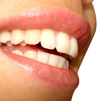 China und Japan: Stäbchen ins Essen stecken