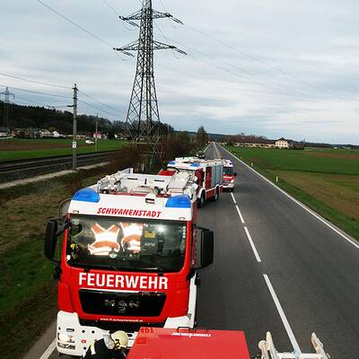 Pkw krachte in Auto von Ersthelfer