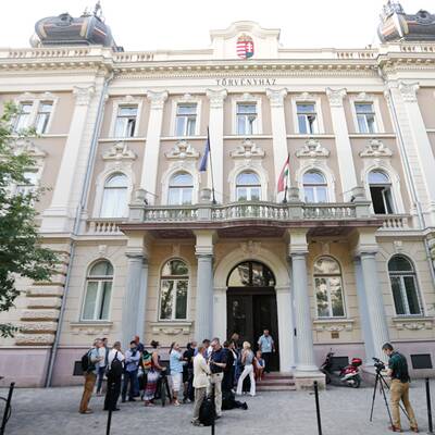 A4-Drama: Prozess gegen Schlepper begonnen