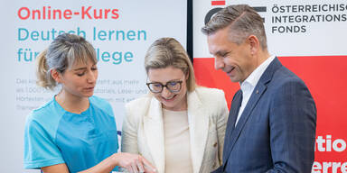 Hattmannsdorfer und Raab bei der Pr&auml;sentation.