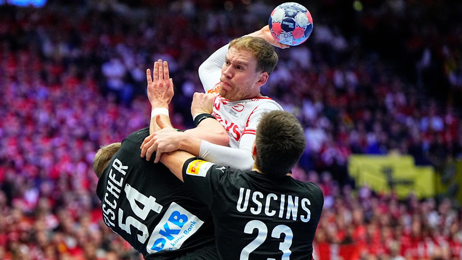 Deutschland verliert gegen Favorit Dänemark  Kép