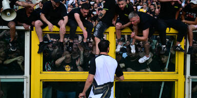 Ausschreitungen bei Turin-Derby &ndash; Fan schwer verletzt