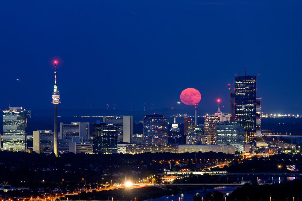 Erdbeermond am Himmel über Österreich: Die besten Bilder