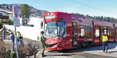 Tram bus