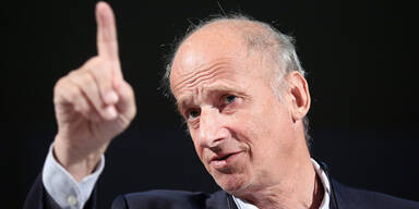 Luc Bondy will Chef  in Salzburg werden