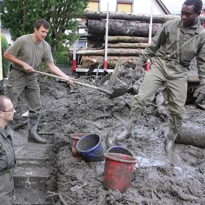 Aufräumarbeiten nach Unwetter
