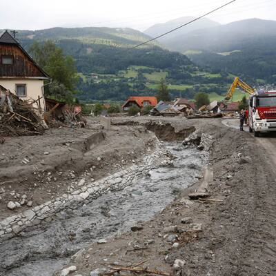 Aufräumarbeiten nach Unwetter