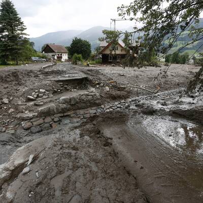 Aufräumarbeiten nach Unwetter