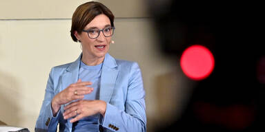 Lisa Totzauer