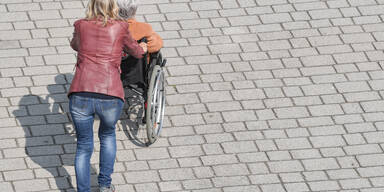 Pflegekrise in Nieder&ouml;sterreich: 860 Millionen Euro &ndash; und es wird noch teurer!