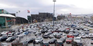 Nichts geht mehr! Blackout legt Möbelhaus in der SCS lahm