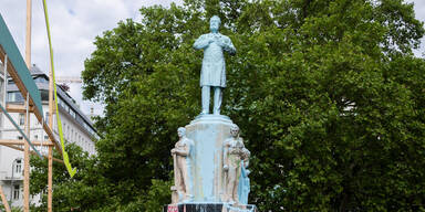 Umstrittenes Lueger-Denkmal schwer besch&auml;digt
