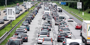 Tauernautobahn gesperrt: Zu Pfingsten droht "Vollchaos"