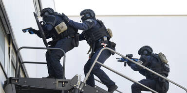 WEGA-Einsatz &ndash; Afghane bedroht Ex-Frau mit Messer