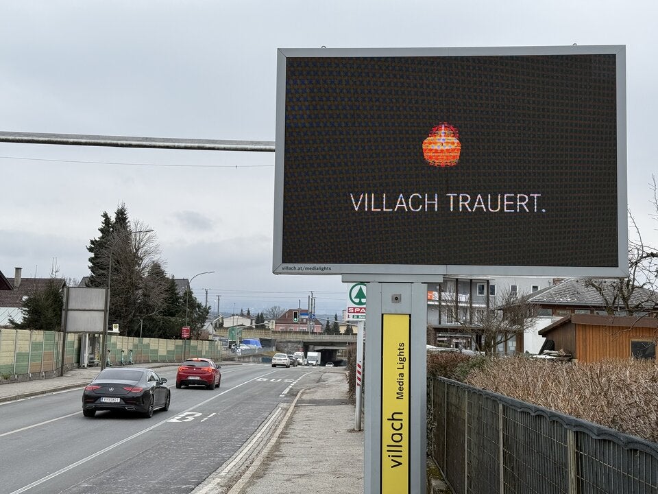 Toter nach Messer-Amok: So trauert Villach