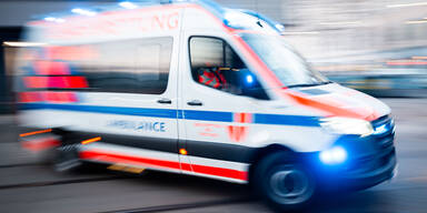 Schwere Verkehrsunf&auml;lle in Nieder&ouml;sterreich &ndash; ein Toter