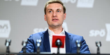 K&ouml;nigsberger gibt nach: Hergovich gewinnt SP&Ouml;-Machtkampf