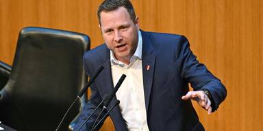 Asyl-Rückgang – FPÖ: "Verhöhnung der Bevölkerung"