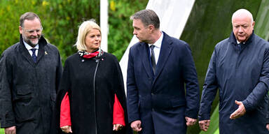 Umfrage-Hammer: Das Jahreszeugnis der Regierung