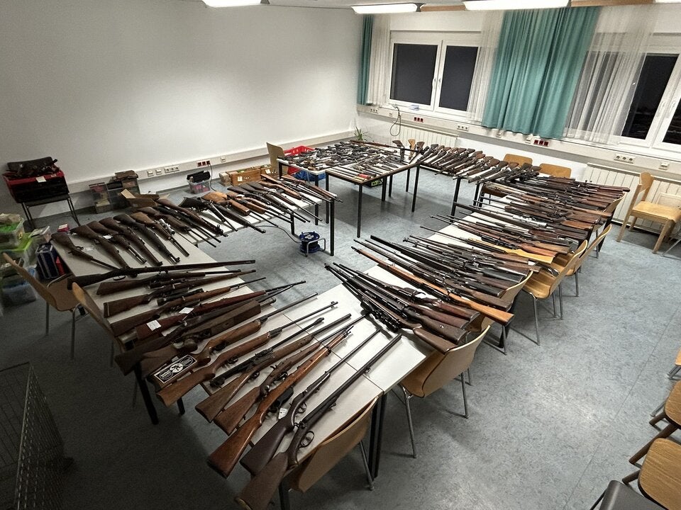 Riesiges, illegales Waffenlager in der Steiermark ausgehoben