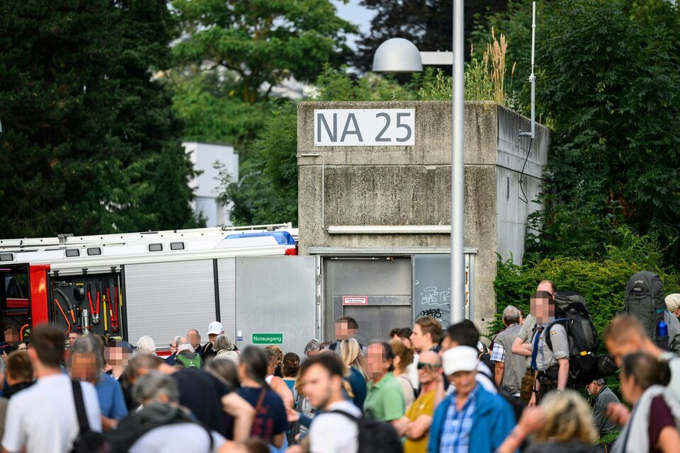 Zug in Tunnel stehen geblieben – 400 Passagiere evakuiert