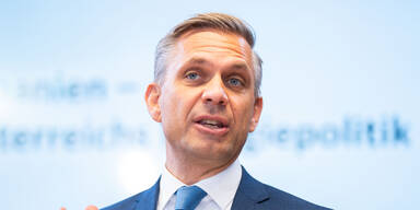 Neue &Uuml;berstunden-Regel: DAS plant die Regierung jetzt