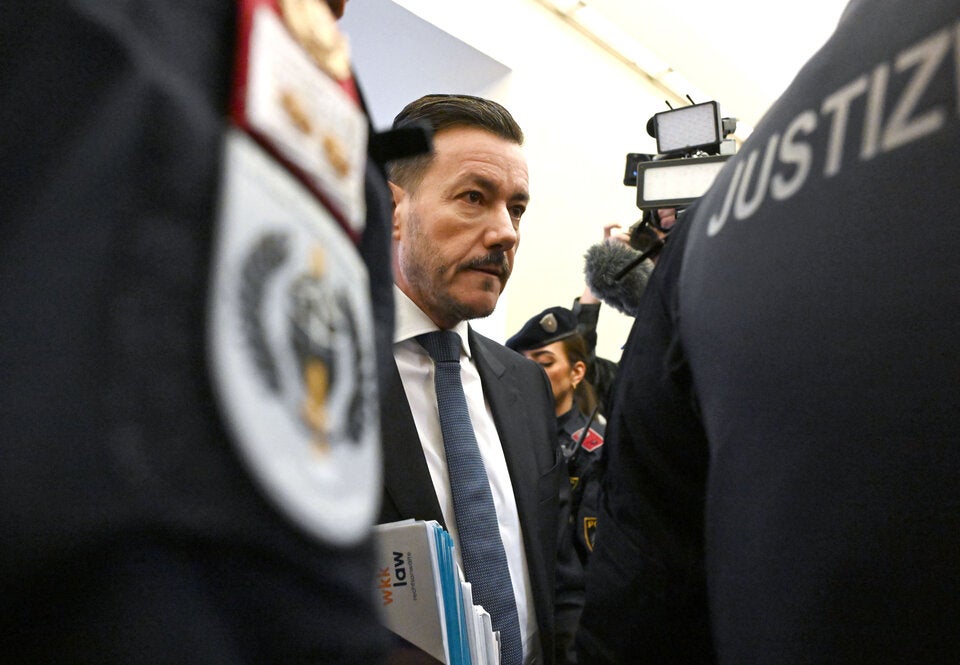 Die ersten Fotos von Rene Benko nach dem Urteil