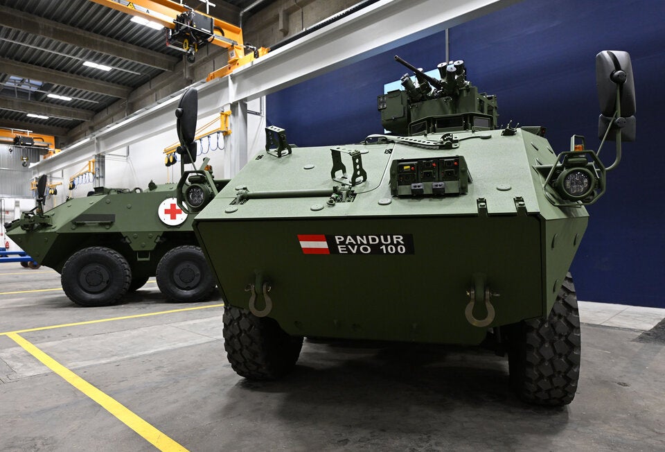 Bundesheer zeigt neue Radpanzer