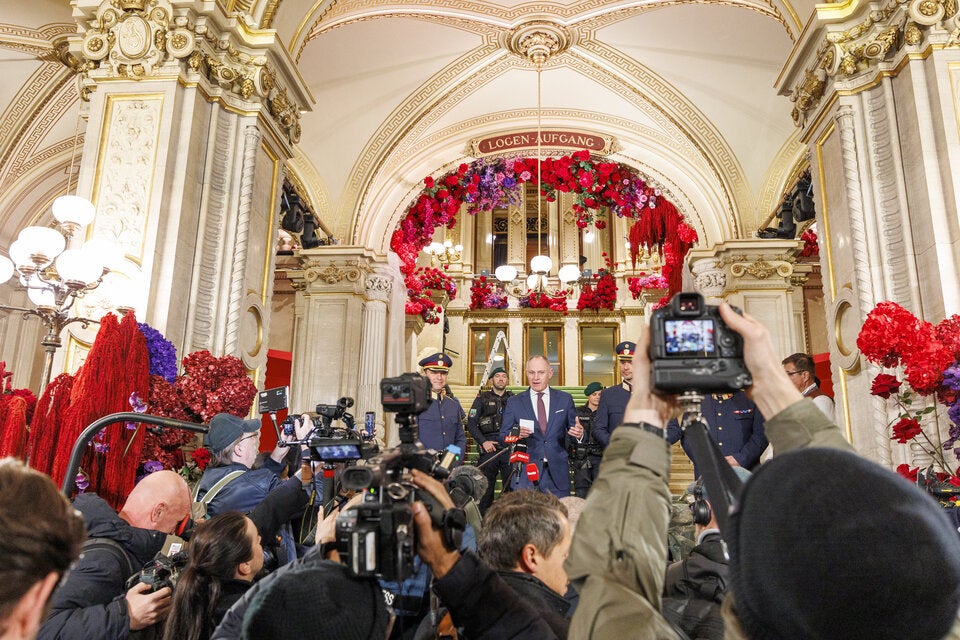 Opernball-Demos legen City lahm: HIER geht nichts mehr