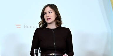 Bundesministerin Claudia Bauer (&Ouml;VP)